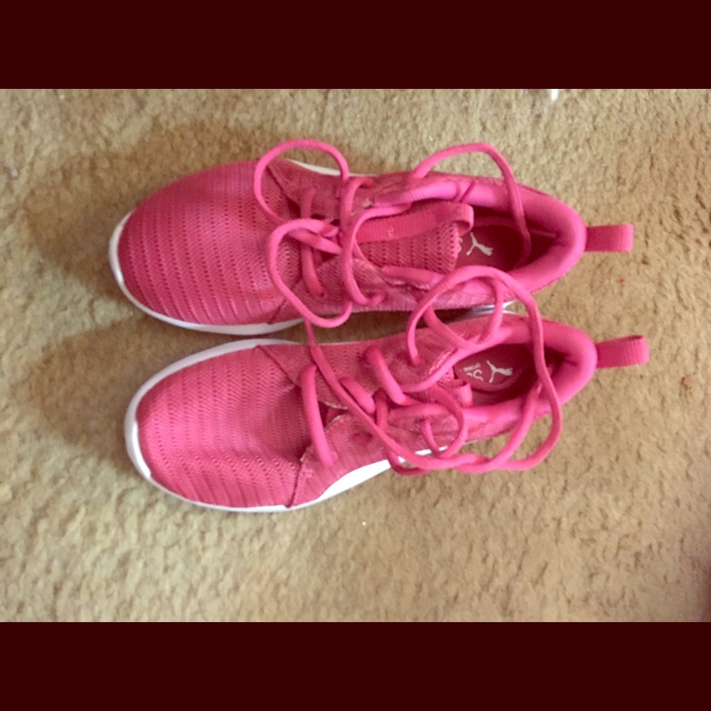 New Memory Foam Pumas